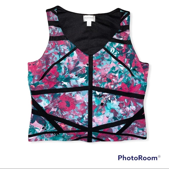 Bisou Bisou Tops - Bisou Bisou ladies crop top